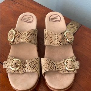 DANSKO SOPHIA SUEDE AND SNAKESKIN SIZE 41